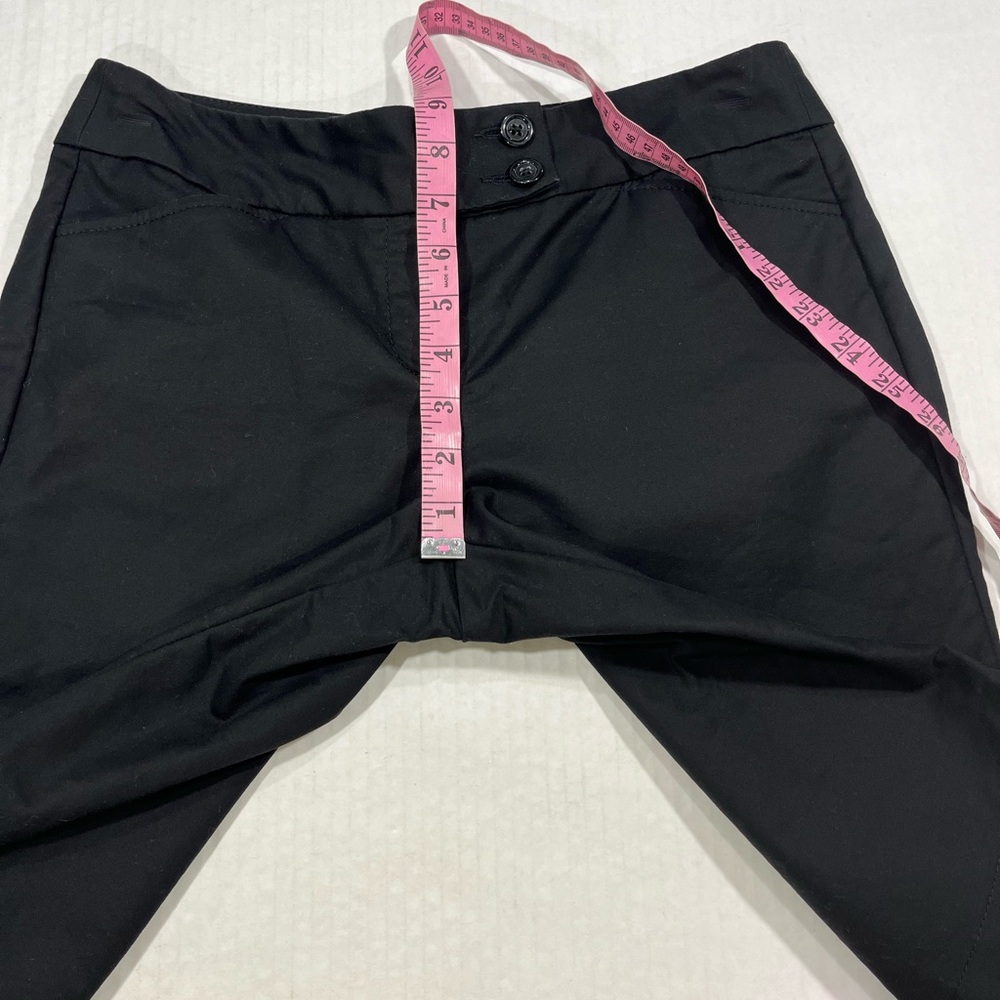 ANN TAYLOR SIGNATURE BLACK SHORTS - Picture 5 of 12
